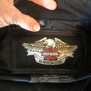 Leather Harley Davidson armored motorcycle jacket. EUC